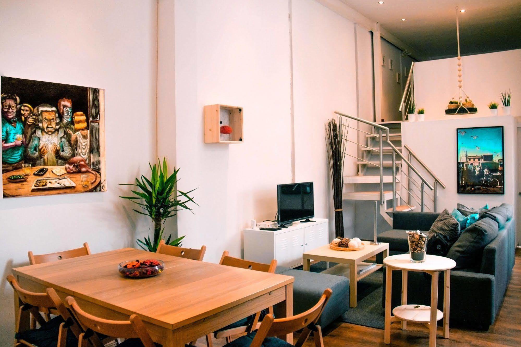Lollipop Flats City Centre Suite Madrid Eksteriør bilde